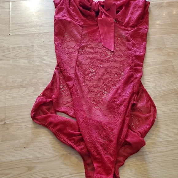 Torrid red lingerie plus size 30 6xl bodysuit new sleepwear - Picture 4 of 4